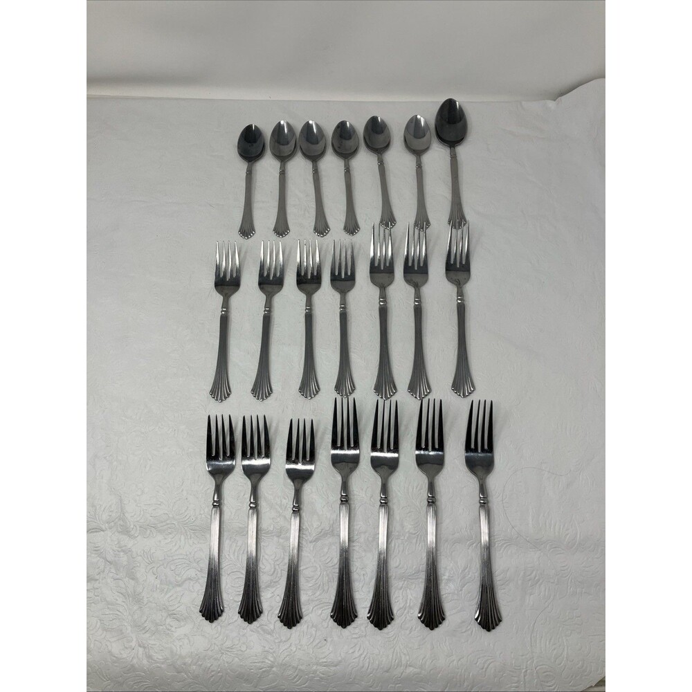 Rogers Co DRAMA By Stanley Roberts Stainless Flatware Korea 21 Pcs Vintage